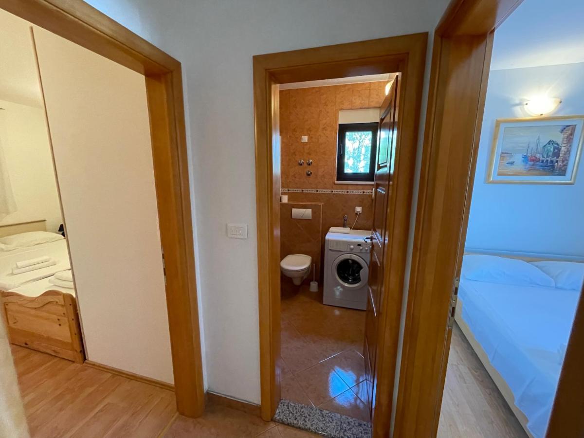 Holiday House Jakasa トロギール エクステリア 写真